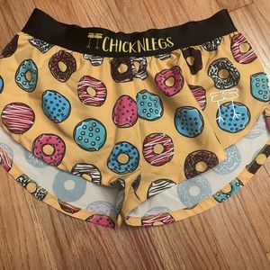 Donut patterned chicknlegs